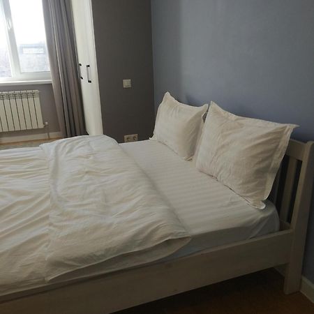 Loftik Apartments Shevchenko Street Almaty Ngoại thất bức ảnh